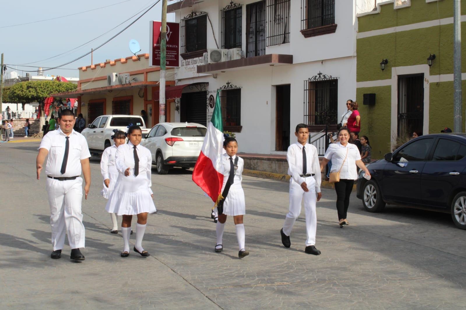$!En Rosario celebran el Día de la Bandera con desfile y honores