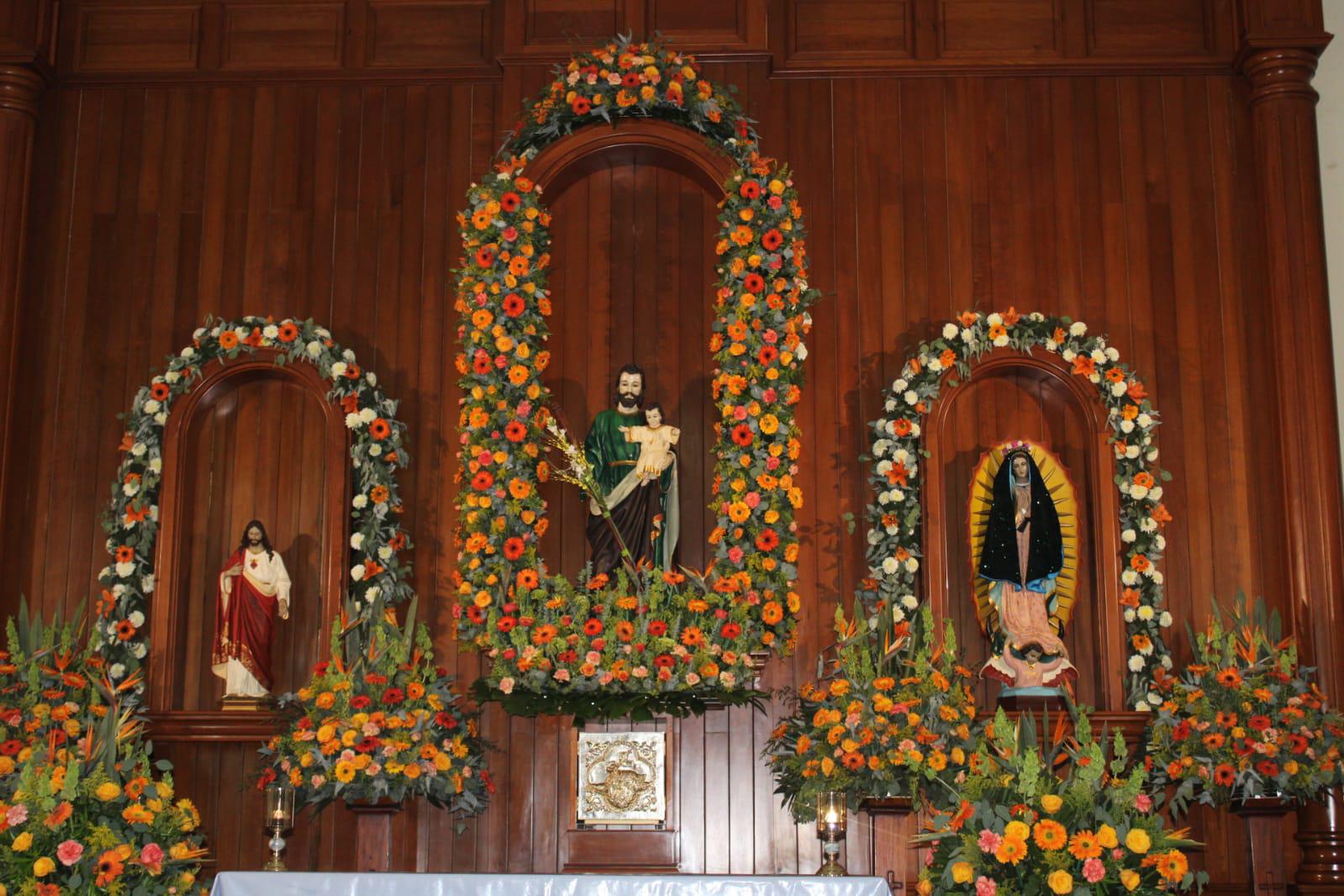 $!Fieles madrugan para celebrar al Señor San José en Agua Verde, Rosario