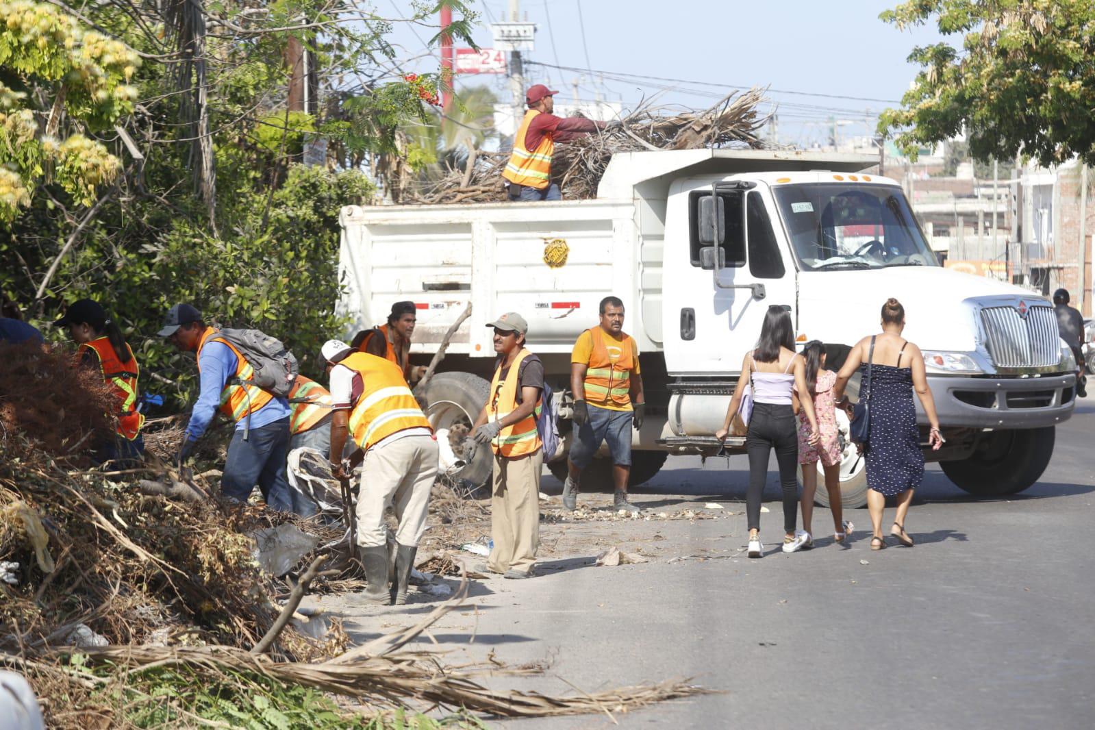 $!Mazatlán, al rescate del Estero del Infiernillo; prevén recoger 25 toneladas de basura este sábado