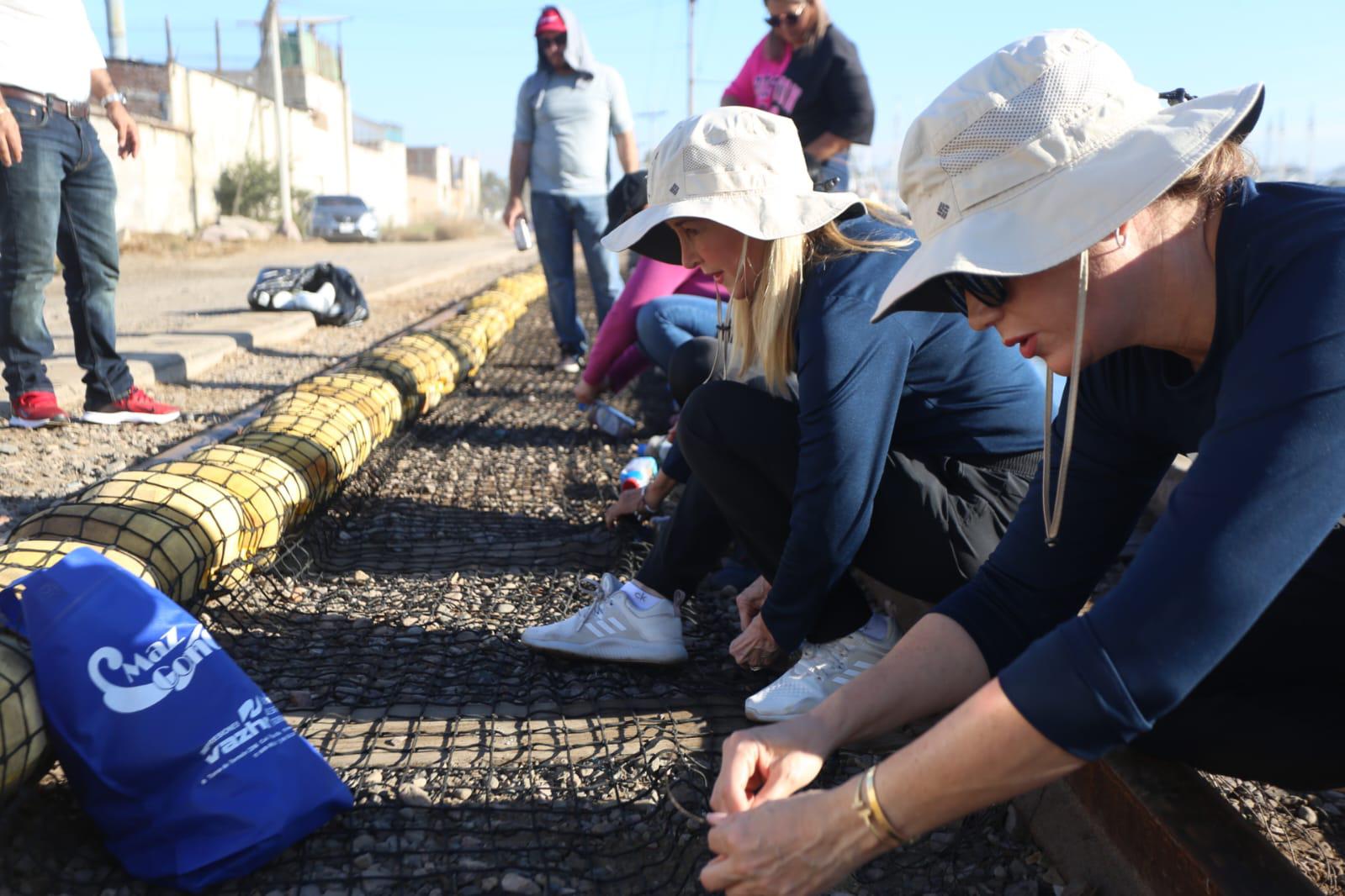 $!Cambian biobarda del Puente Juárez en Mazatlán