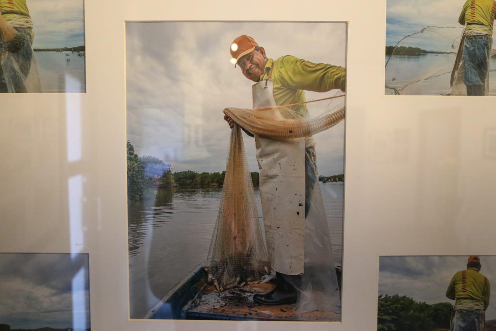 $!El trabajo que día a día realizan los pescadores de camarón se reflejan en cada una de las imágenes.