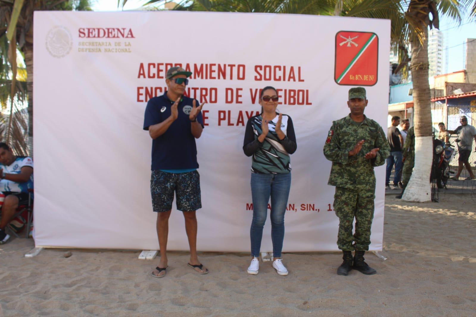 $!Promueve Sedena acercamiento social con la población civil con Encuentro de Voleibol de Playa