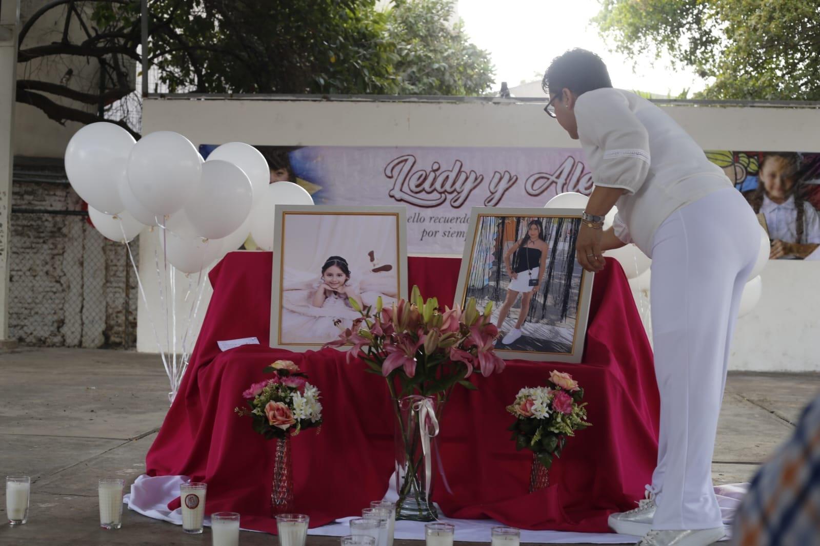 $!‘Yo no tendría que pedir justicia por una compañera’; en Culiacán, niños y niñas se manifiestan por el asesinato de Alexa y Leidy