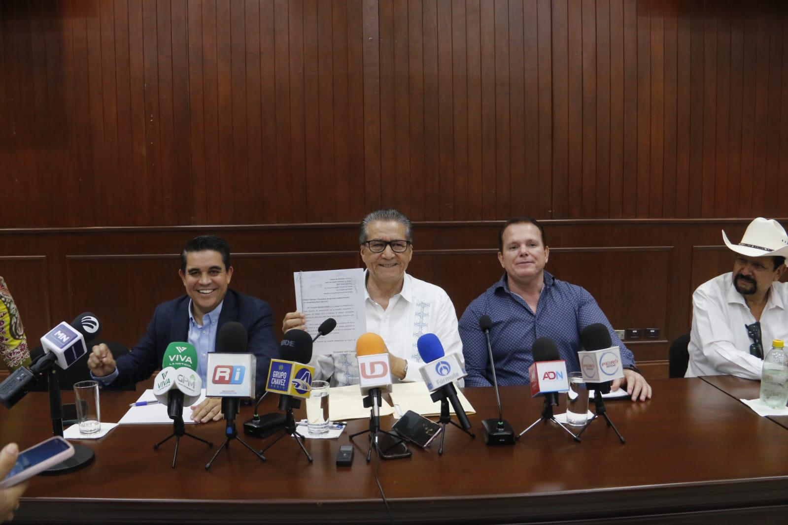 $!Congreso da brazo a torcer en litigio contra UAS por Ley de Educación Superior