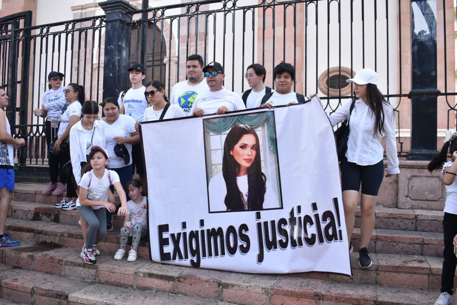 $!Exigen justicia para María Elena, corredora atropellada en Culiacán