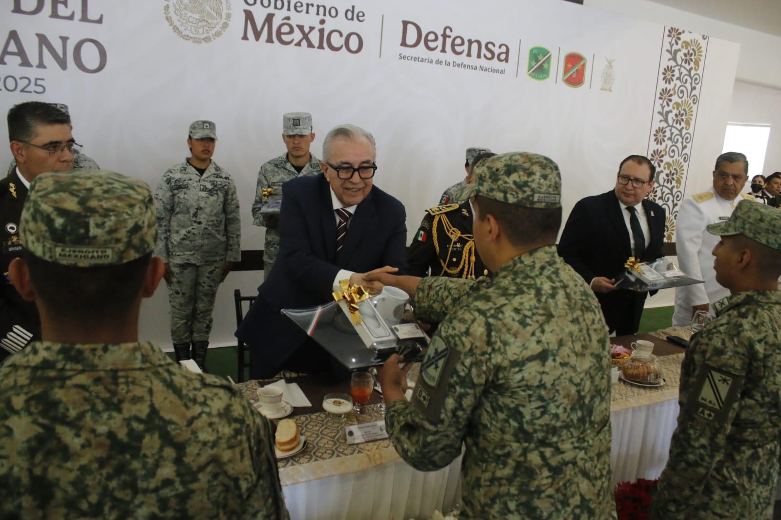 $!‘Ninguna fuerza puede transgredir el orden y quedar impune’, declara Rocha Moya en aniversario del Ejército