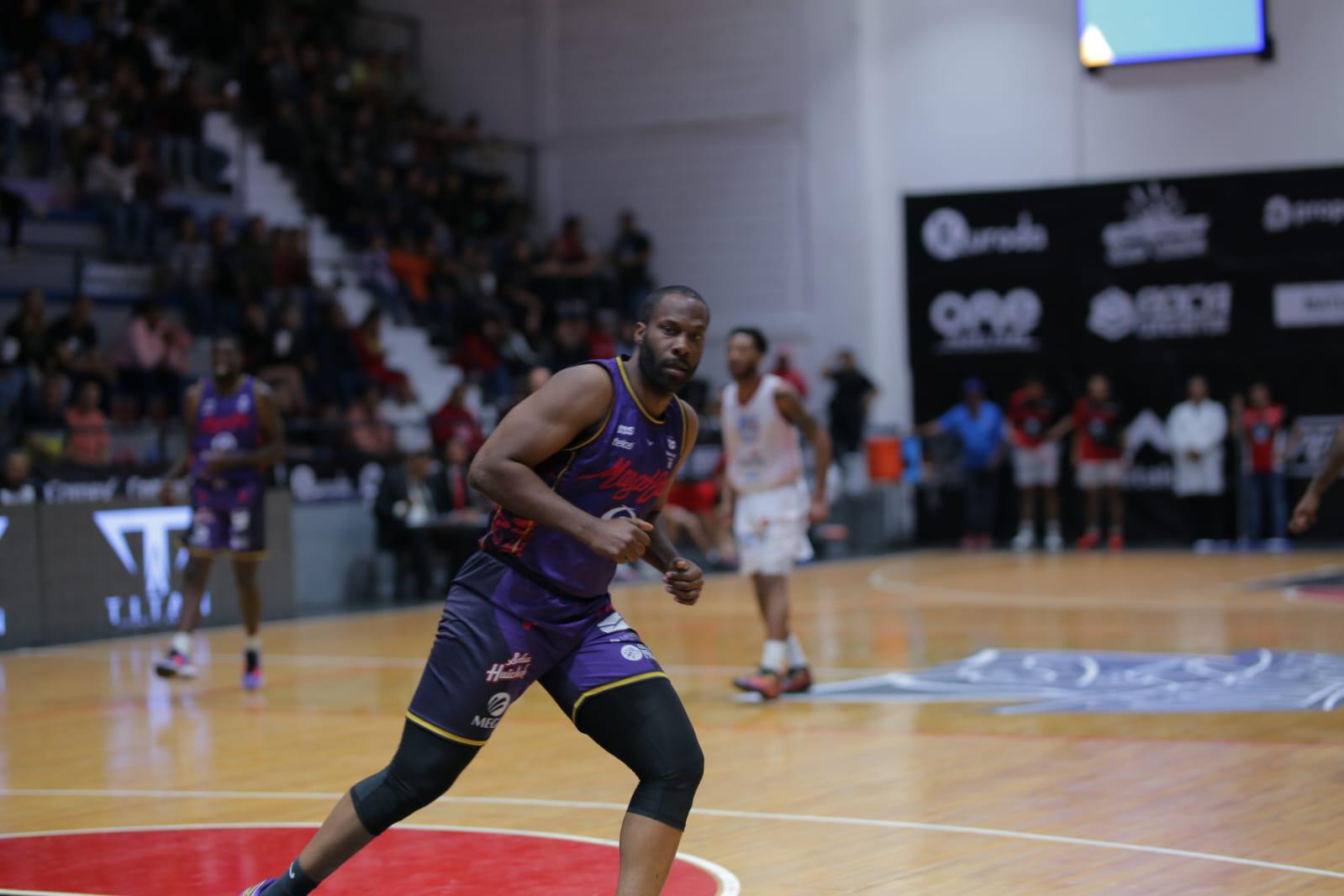 $!Venados Basketball cae y divide serie en Guaymas ante Ostioneros