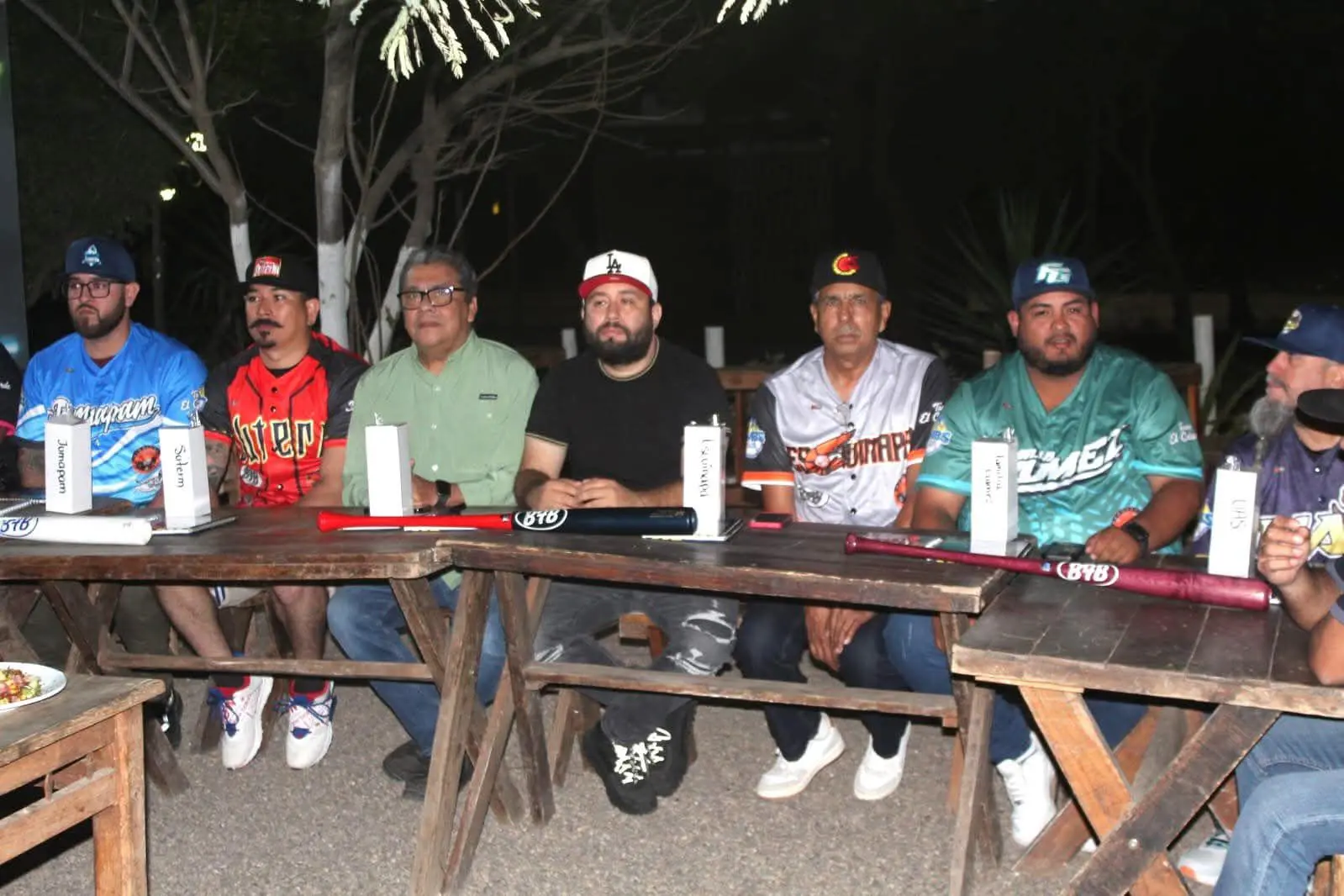 $!Regresa la Liga de Beisbol de Clase Abierta, en el Club Sarabia de Mazatlán