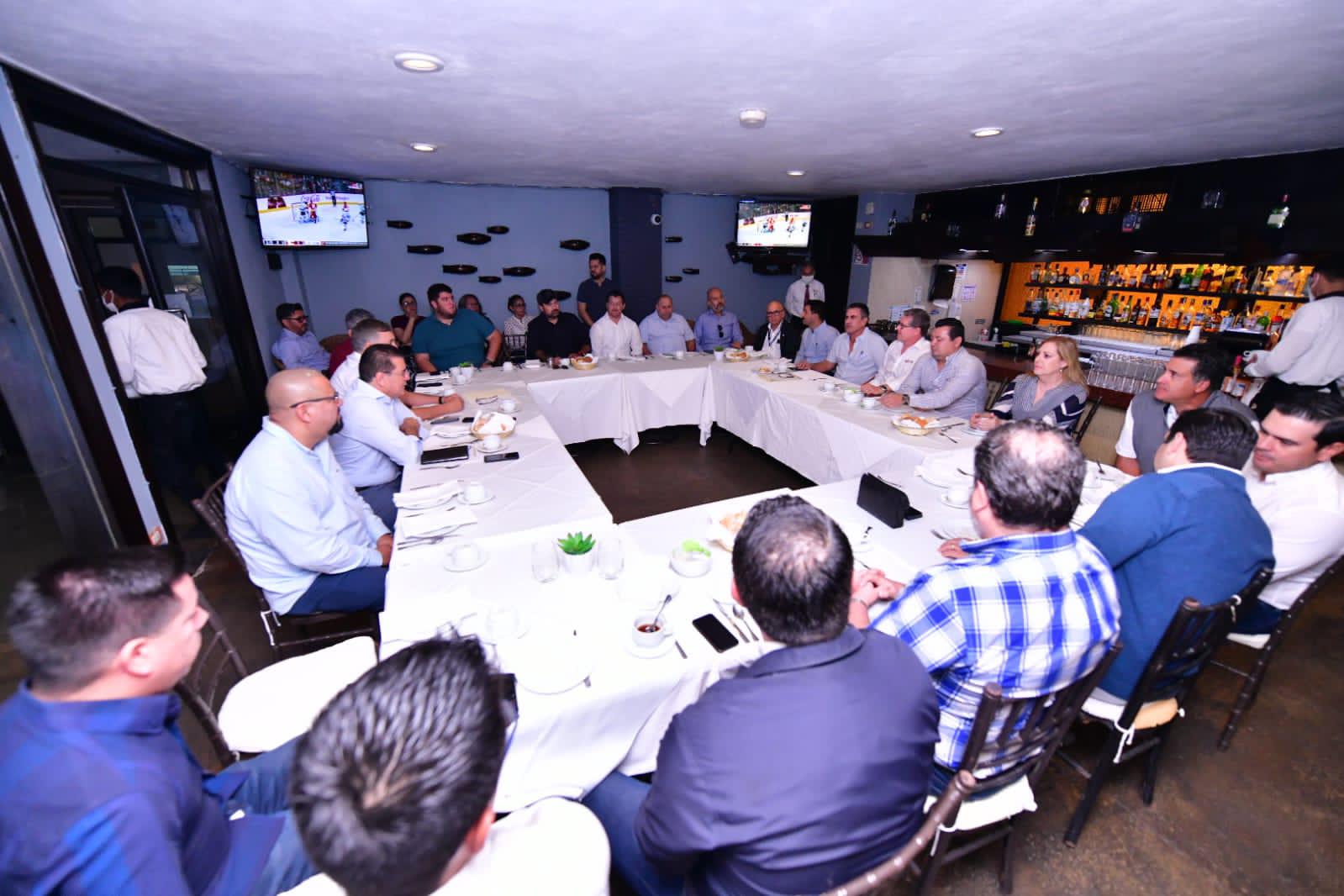 $!Acuerdan sector inmobiliario de Mazatlán y el Alcalde trabajar por un crecimiento ordenado y de cero tolerancia