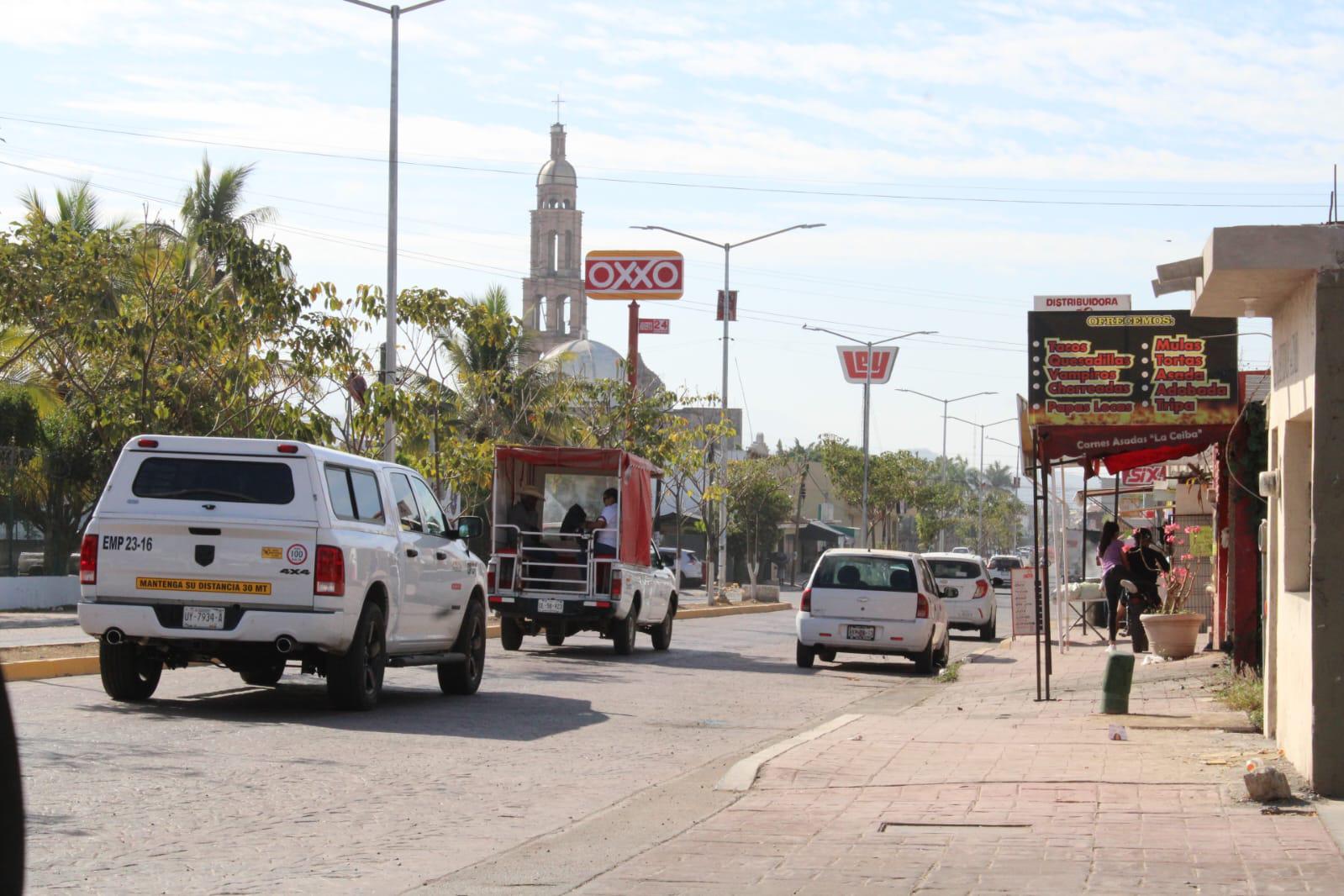 $!En Rosario, con normalidad inicia actividad a pocas horas del eclipse