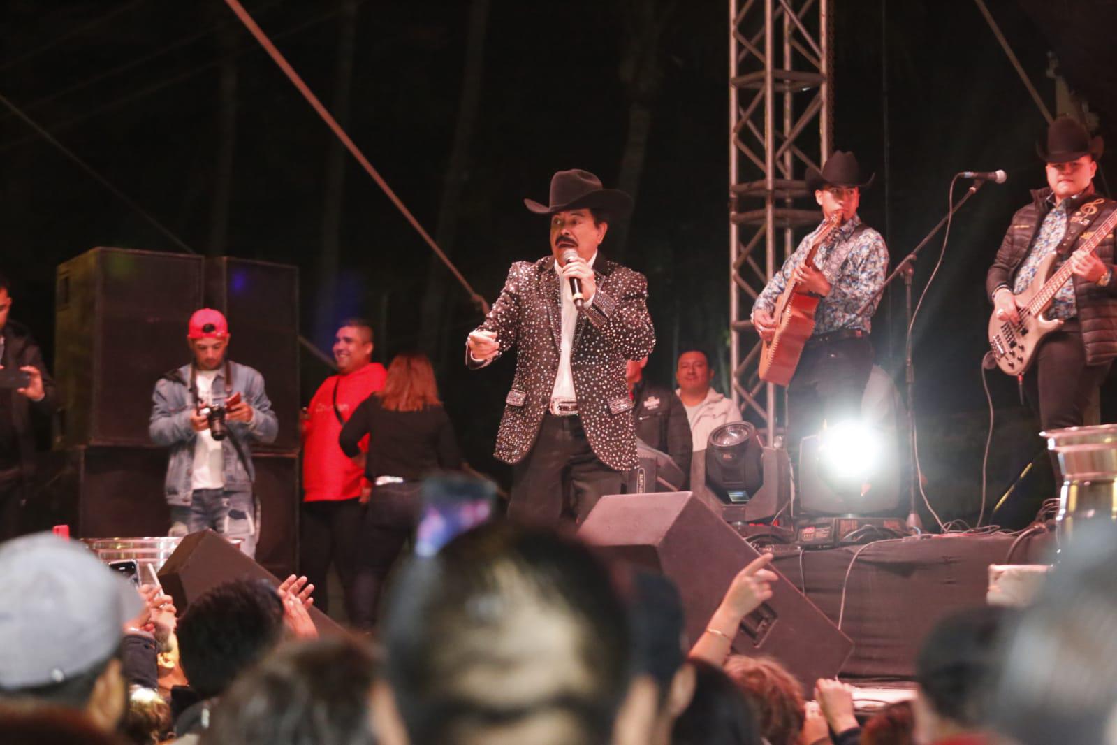 $!Regresó el que andaba ausente: Lorenzo de Monteclaro se presenta en Mazatlán