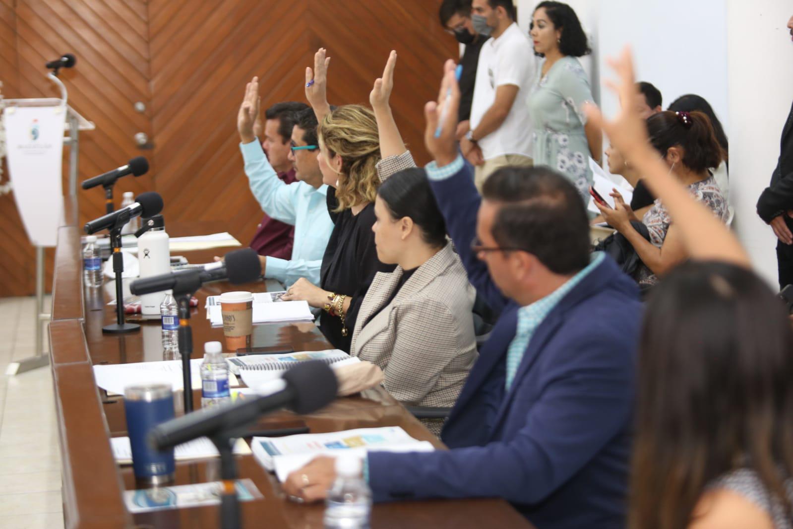$!Rezagos en Mazatlán se seguirán atendiendo, afirma Alcalde al presentar Plan Municipal de Desarrollo
