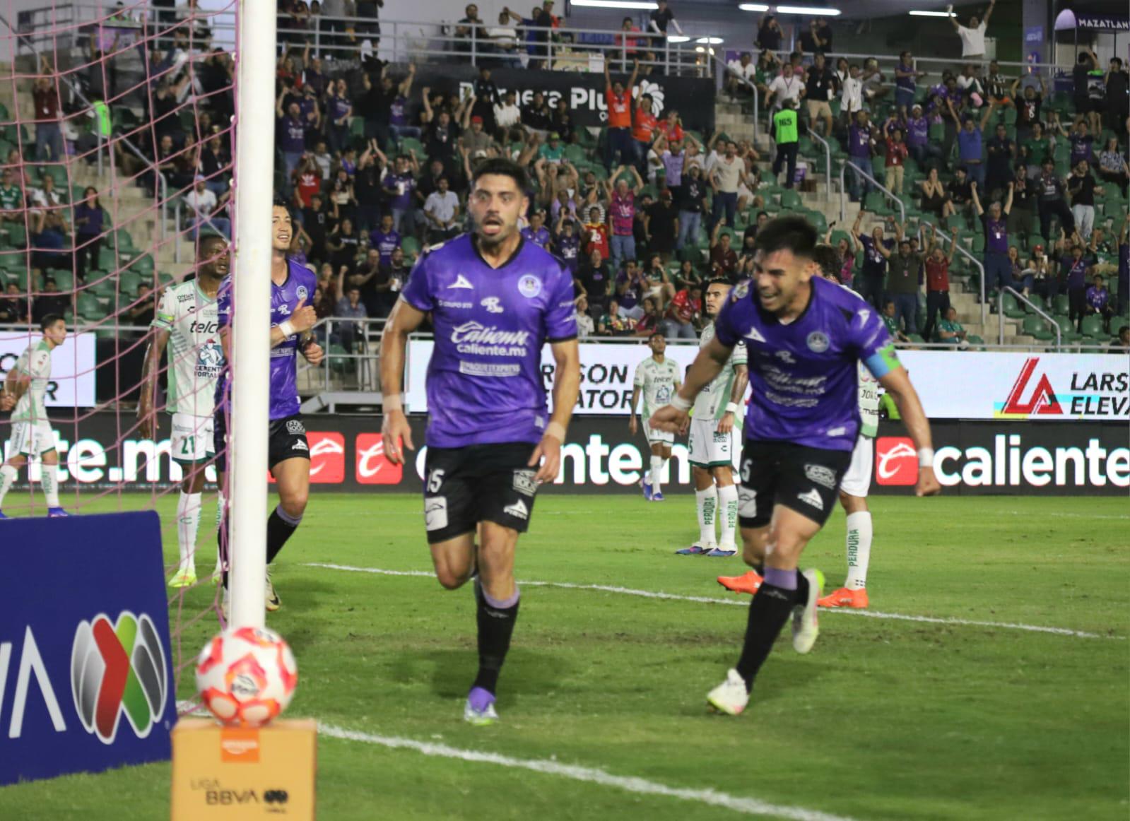 $!Brian Rubio encabeza goleada de Mazatlán a León