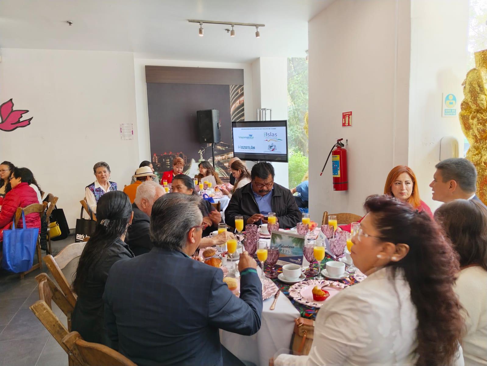 $!Ante 50 agentes de viajes, promueven el destino de Mazatlán en Punto México