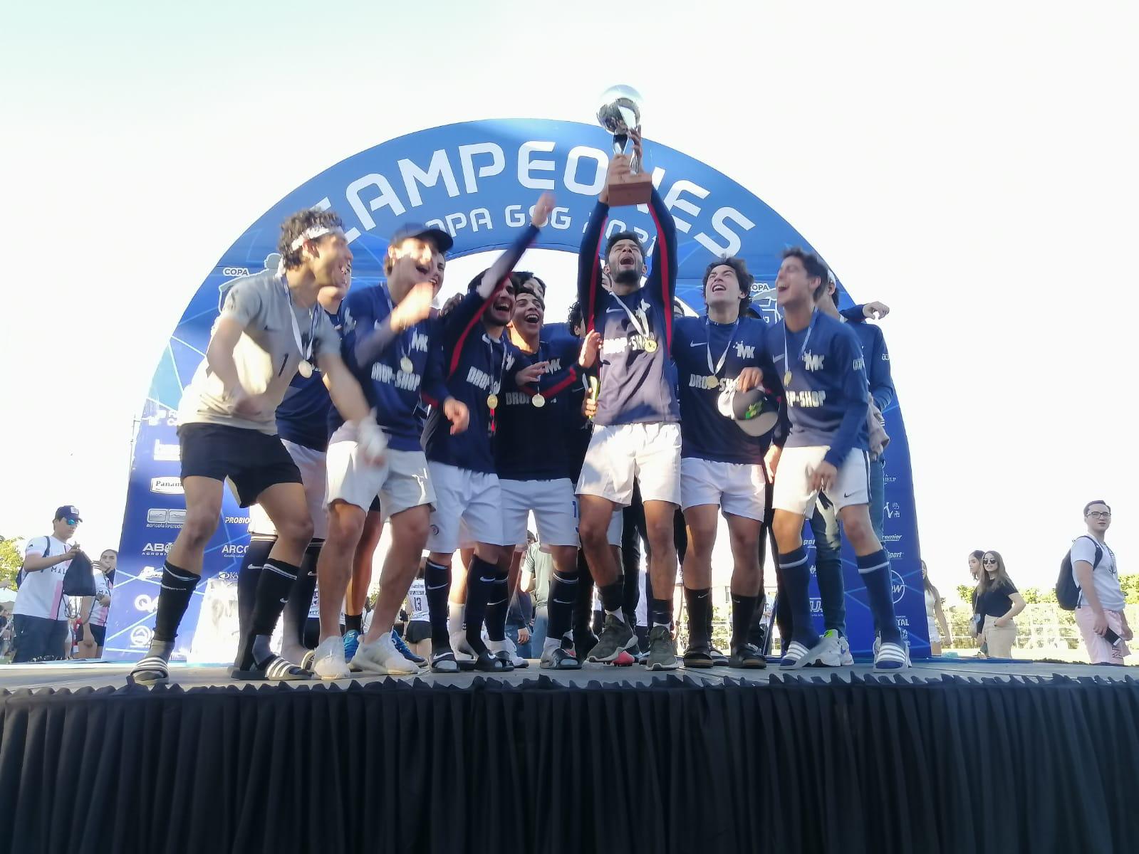 $!Mambo Kingz se llevó el título en los penaltis.