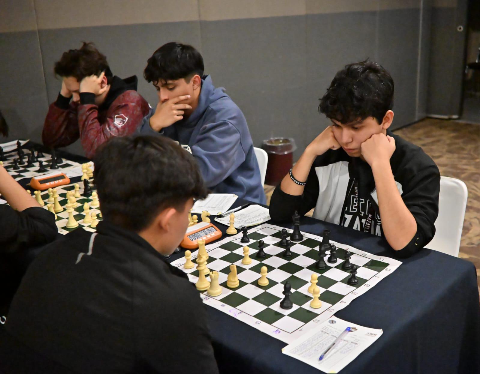 $!Derrotas complican el camino de ajedrecistas porteños en el estatal