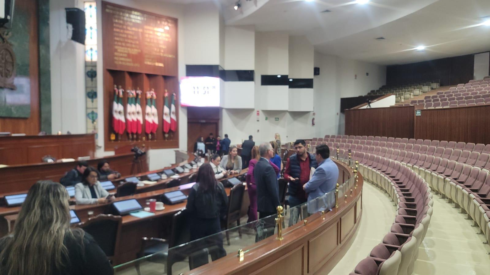 $!Suspenden sesión del Congreso de Sinaloa por problemas eléctricos