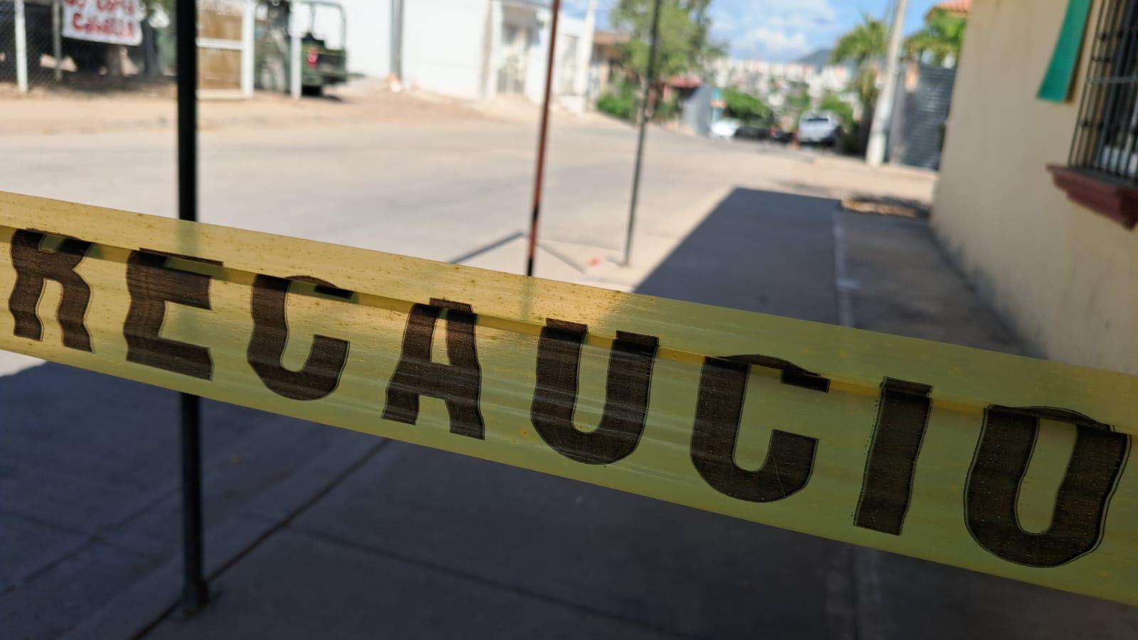 $!Ataque a vivienda moviliza a corporaciones en la colonia Adolfo López Mateos, en Culiacán