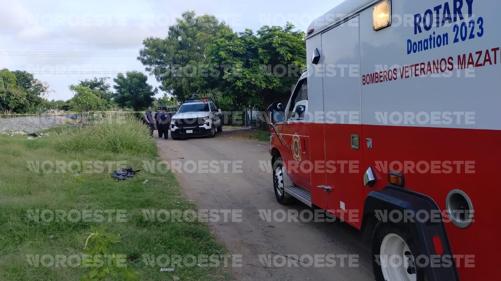 $!Muere hombre arrollado por el tren en la Invasión El Palmito, en Mazatlán