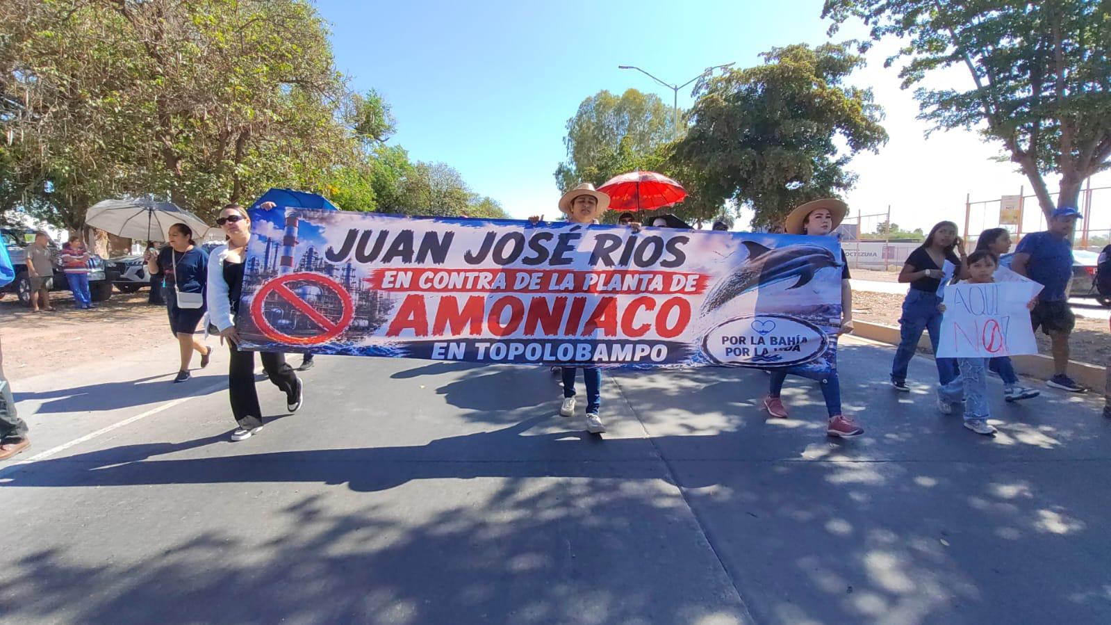 $!Los Mochis se manifiesta y dice ‘¡Aquí No!’ a la planta de amoniaco en Ohuira