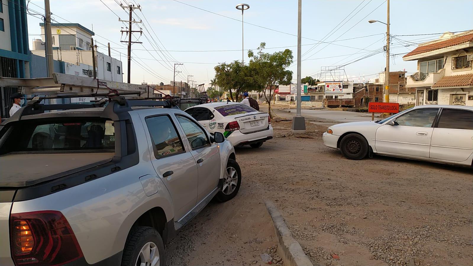 $!La Gabriel Leyva, que este viernes se inaugura en Mazatlán, no parece estar concluida ‘al 100’