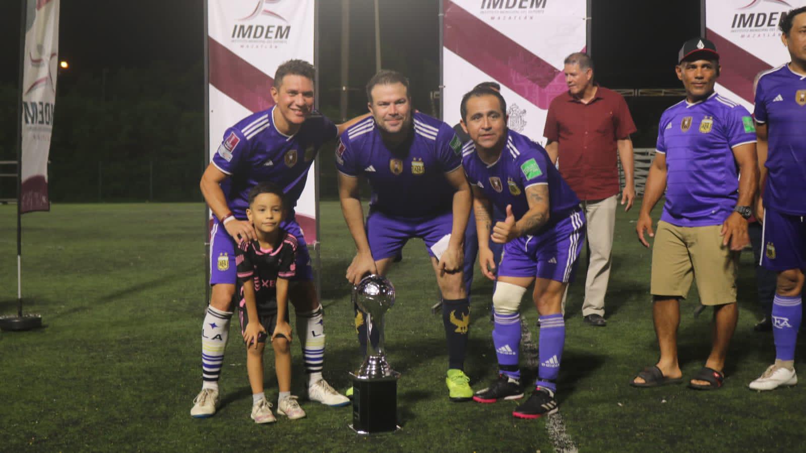 $!Tuna Supply conquista doblete en la Liga Máster Municipal