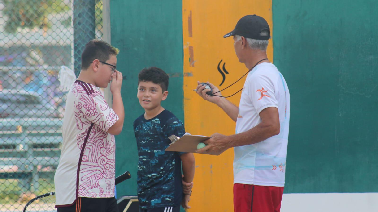 $!‘Cimbran’ los muros del frontón de la Sahop con torneo relámpago