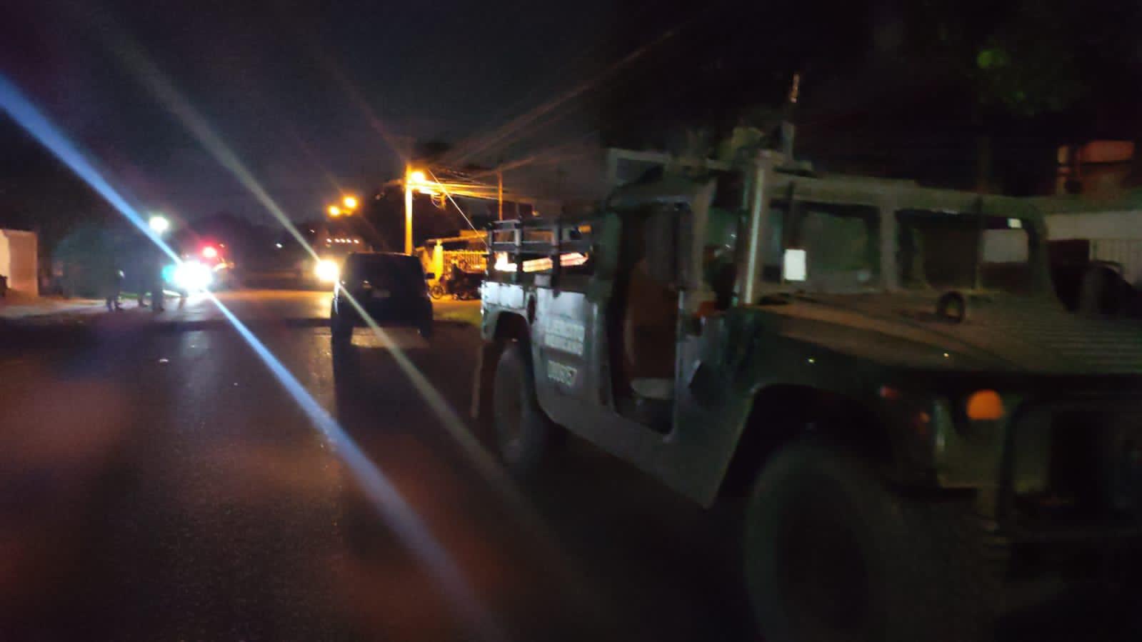 $!Privan de la libertad a conductor de camioneta y a niña de 3 años en Mazatlán