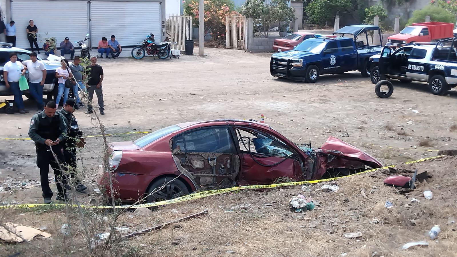 $!Una mujer muerta y cuatro heridos graves tras ser embestidos por un tren, en Culiacán