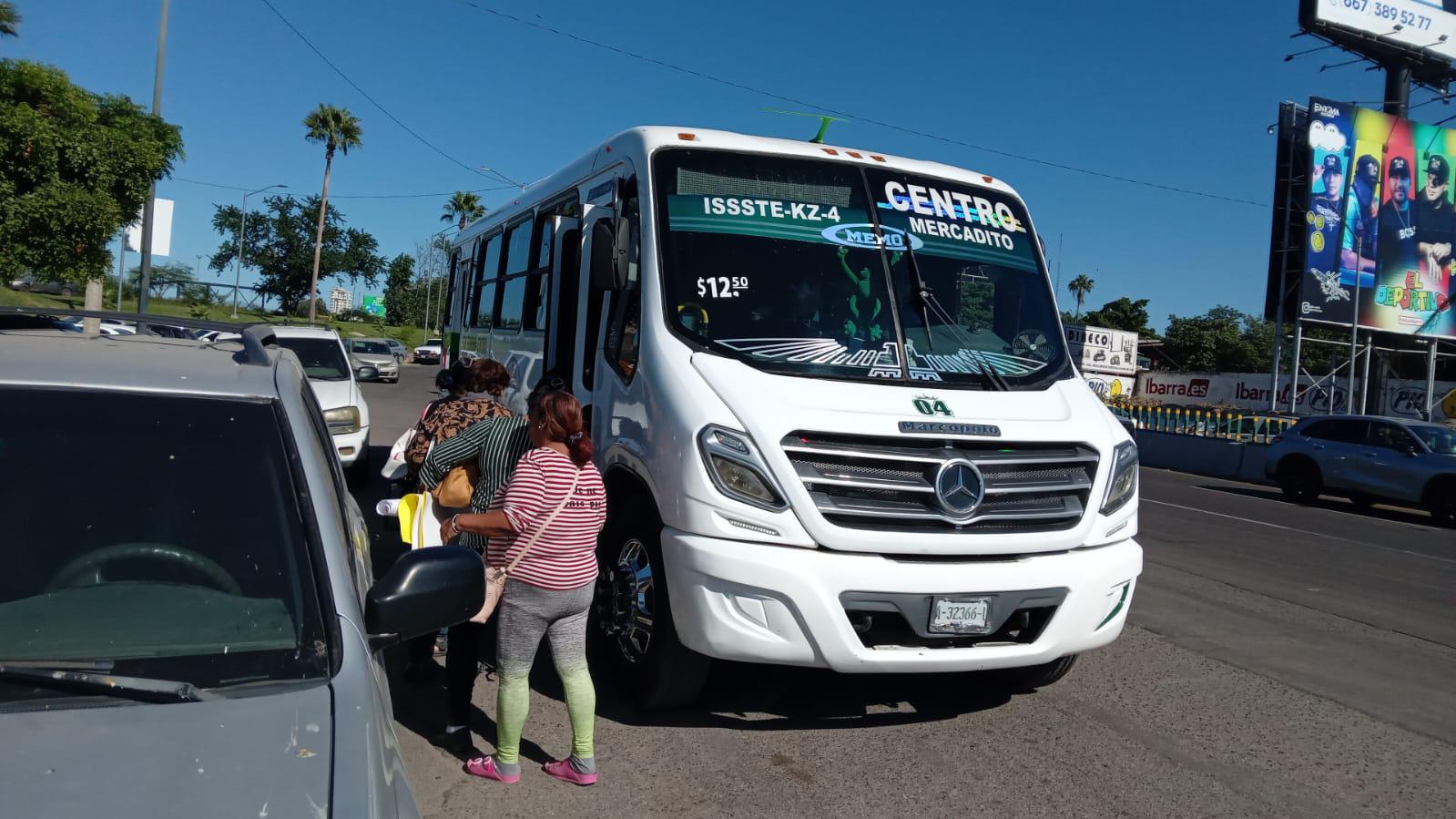 $!Ahora sí, Rocha Moya comparece ante el Congreso por Informe de Gobierno