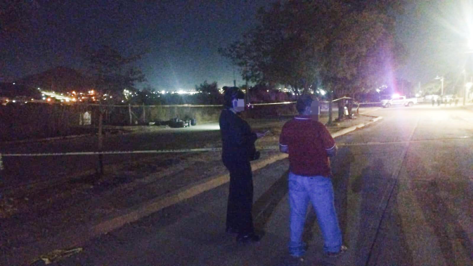 $!Asesinan a motopatrullero de la Policía Municipal en la Ampliación Flores Magón, en Mazatlán