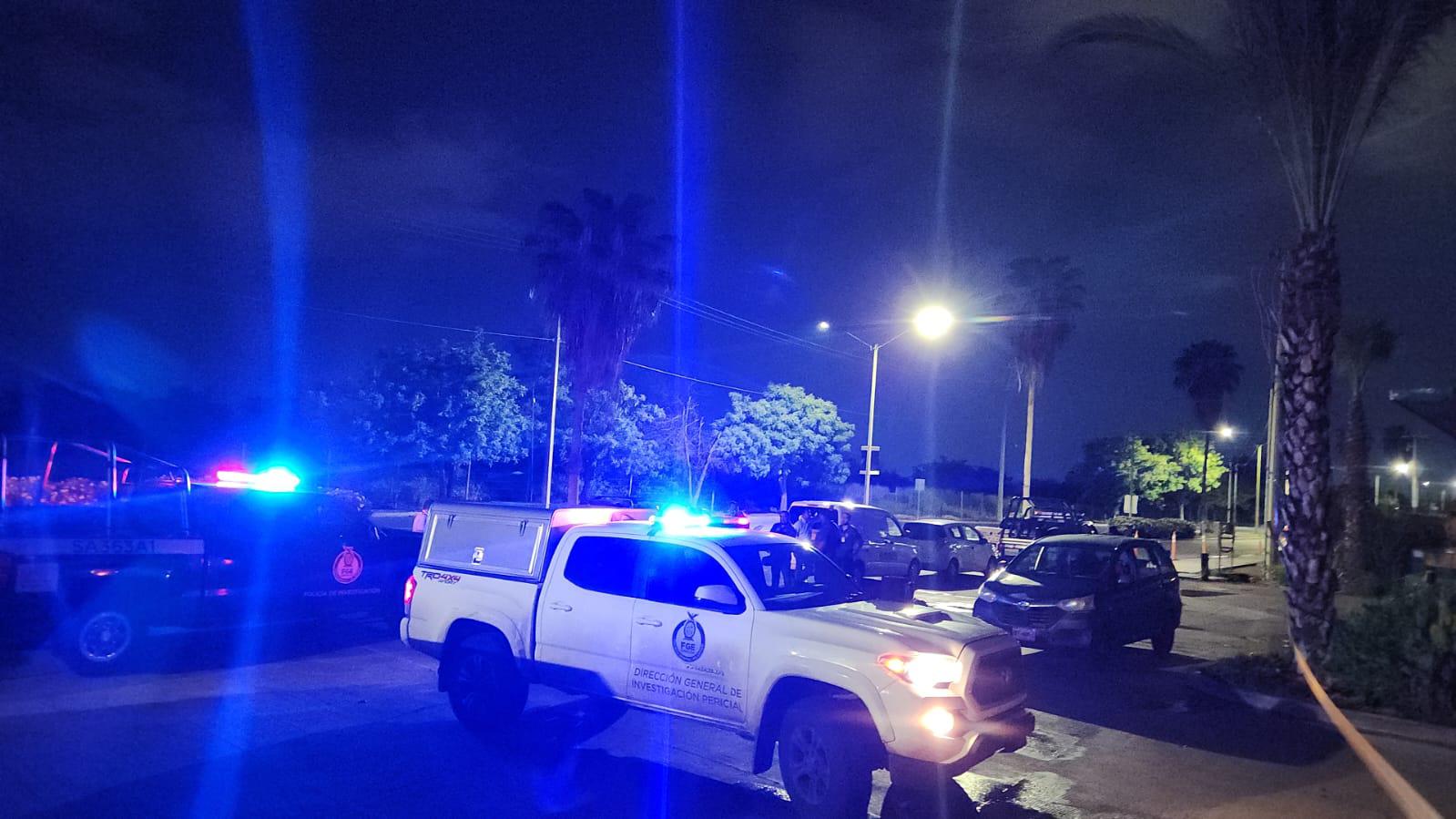 $!Muere vigilante aplastado por portón en Valle Alto, Culiacán; otro resulta herido