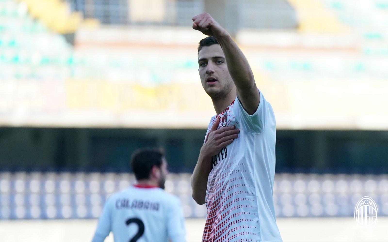 $!El Milán gana 2-0 y le manda un mensaje al Inter