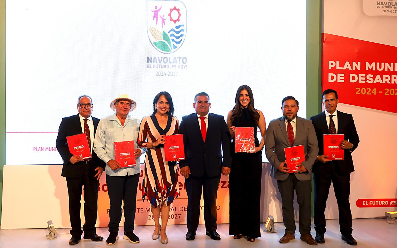 $!Alcalde de Navolato presenta el Plan Municipal de Desarrollo 2024–2027, avalado por unanimidad del Cabildo