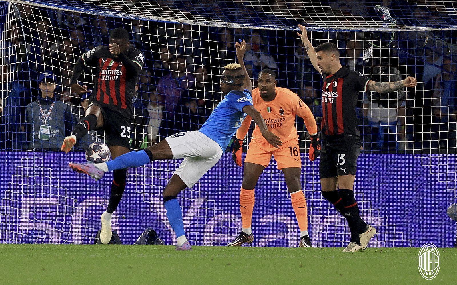 $!El Milan empata en Nápoles para volver a semifinales de la Liga de Campeones