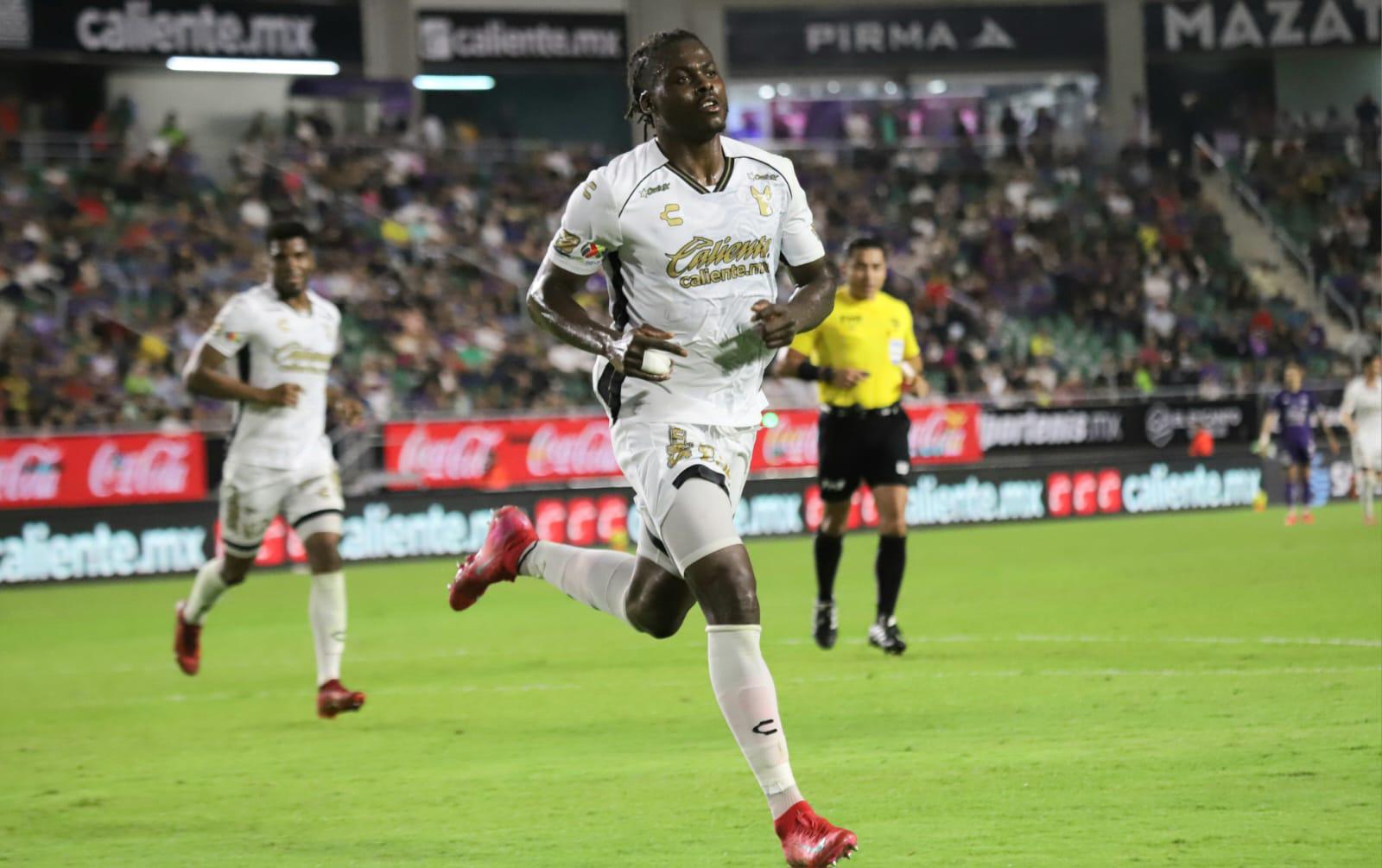 $!Xolos hace la maldad y elimina aspiraciones de Play-In para Mazatlán