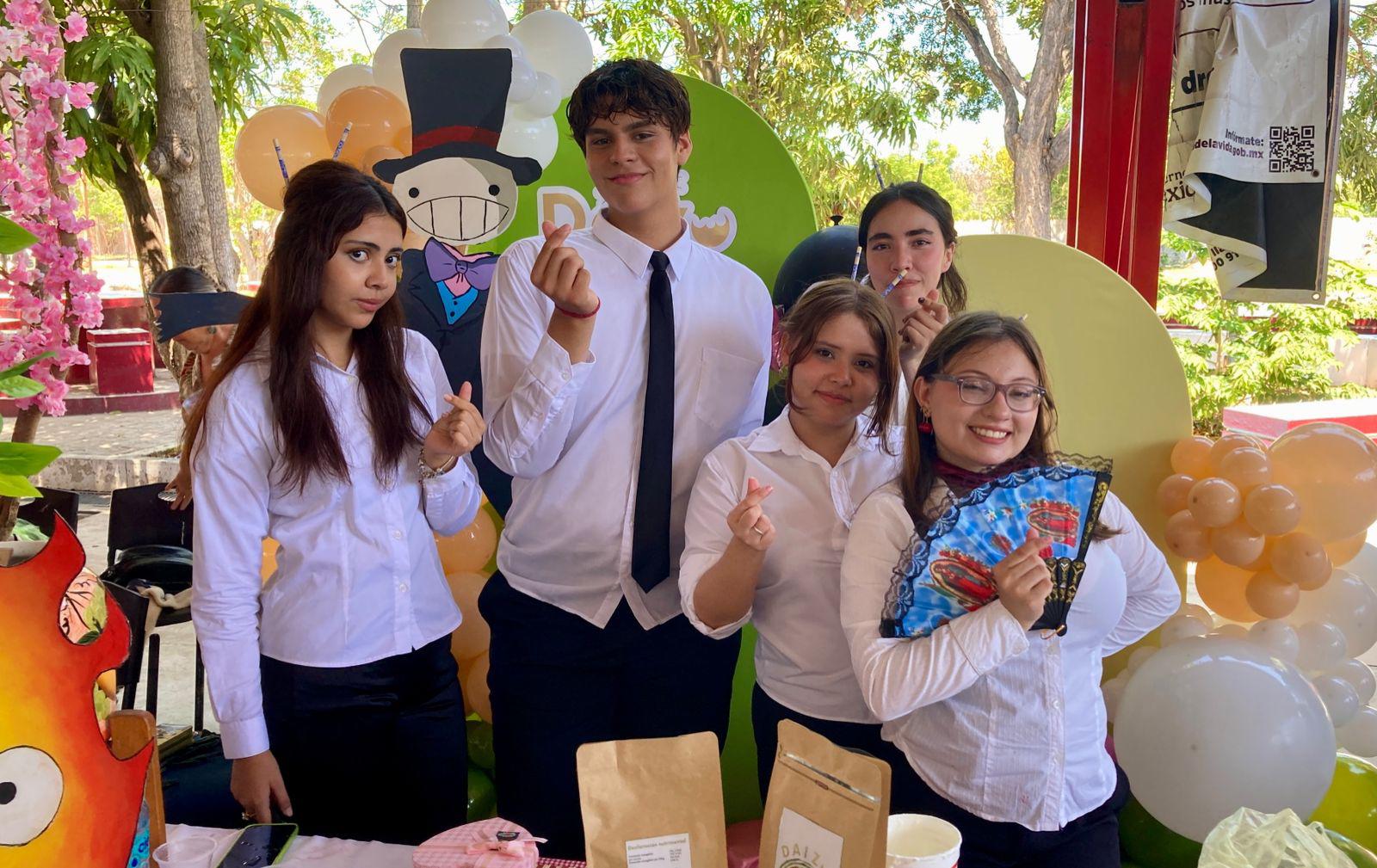 $!Idel Valdés, Isaac López, Dania Tirado, Pamela Tiznado y Ros Valdivia.