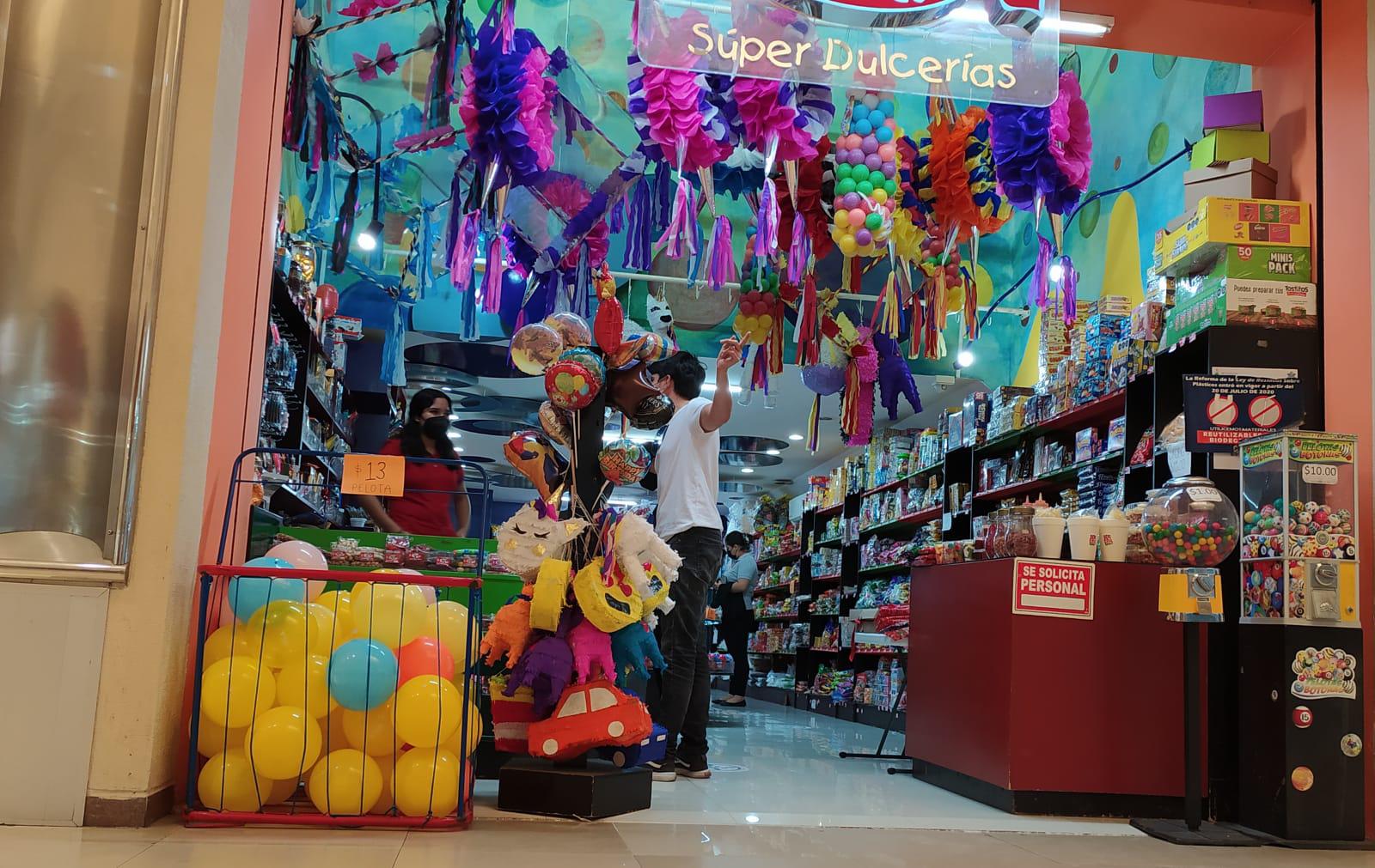 $!Comercios en Mazatlán piden el certificado de vacunación a ciudadanos; algunos se abstienen