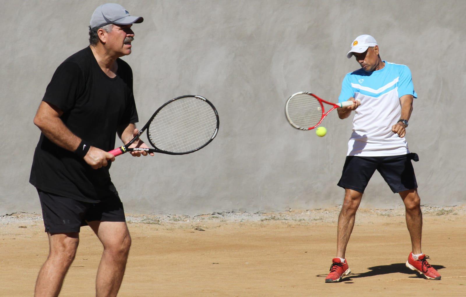 $!Gárate y Velázquez suman triunfo en la Copa Carnaval de Tenis Racquet Club Las Gaviotas