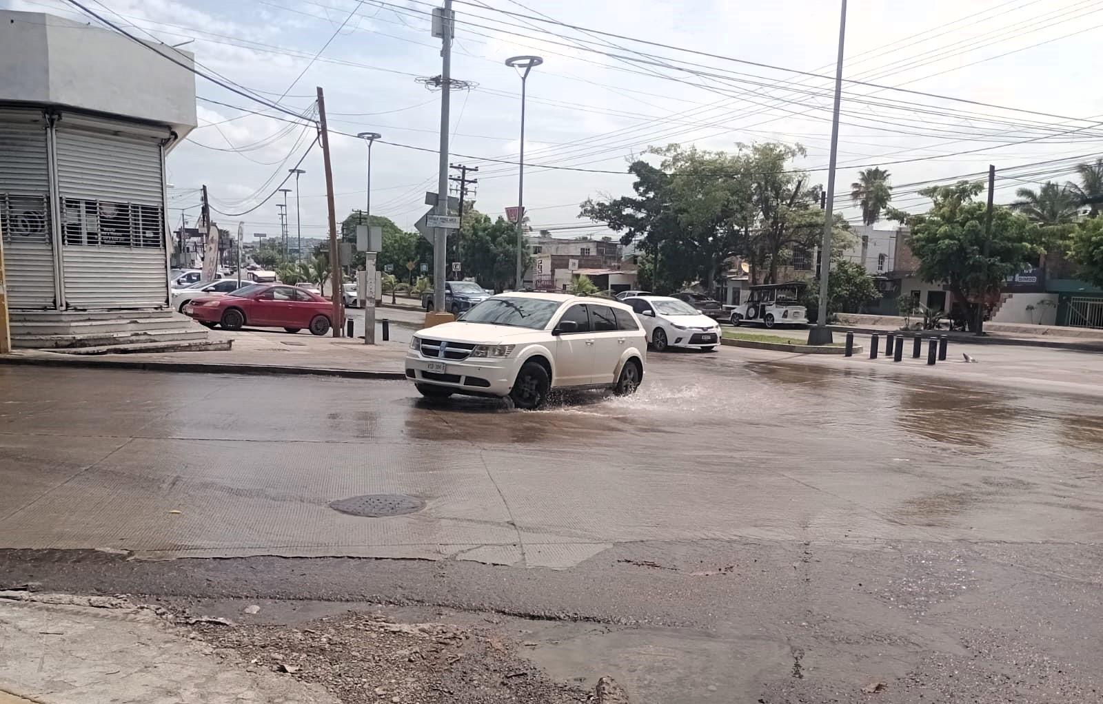 $!Se queda gran parte de Mazatlán sin agua tres horas este lunes