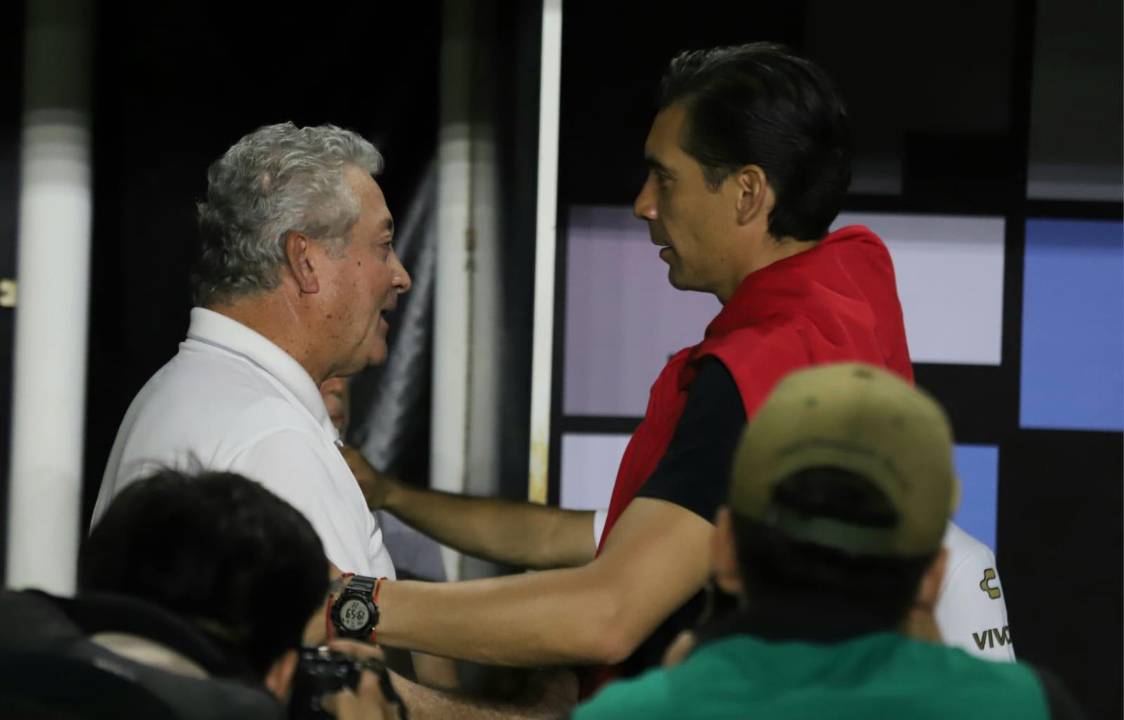 $!Vucetich molesto: ‘Dejamos de hacer cosas, no solo hoy, sino en partidos anteriores’