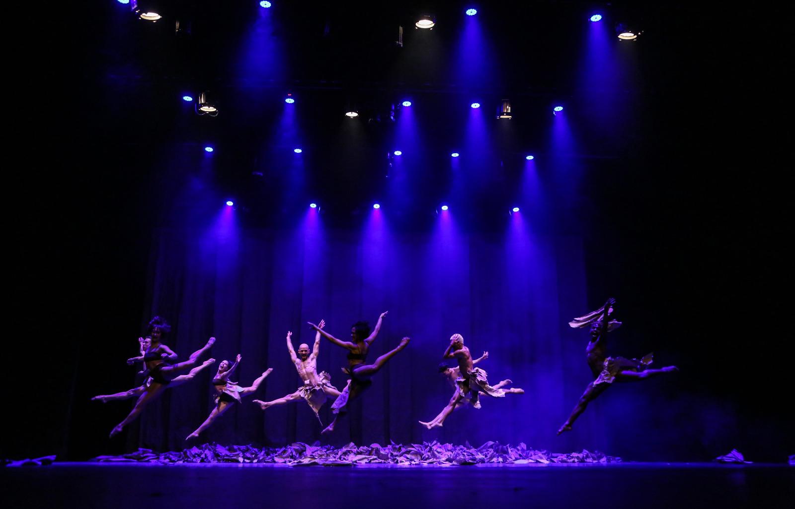 $!Giro8 Cia de Dança debutó en la escena de la danza de Goiás, Brasil, en 2011.