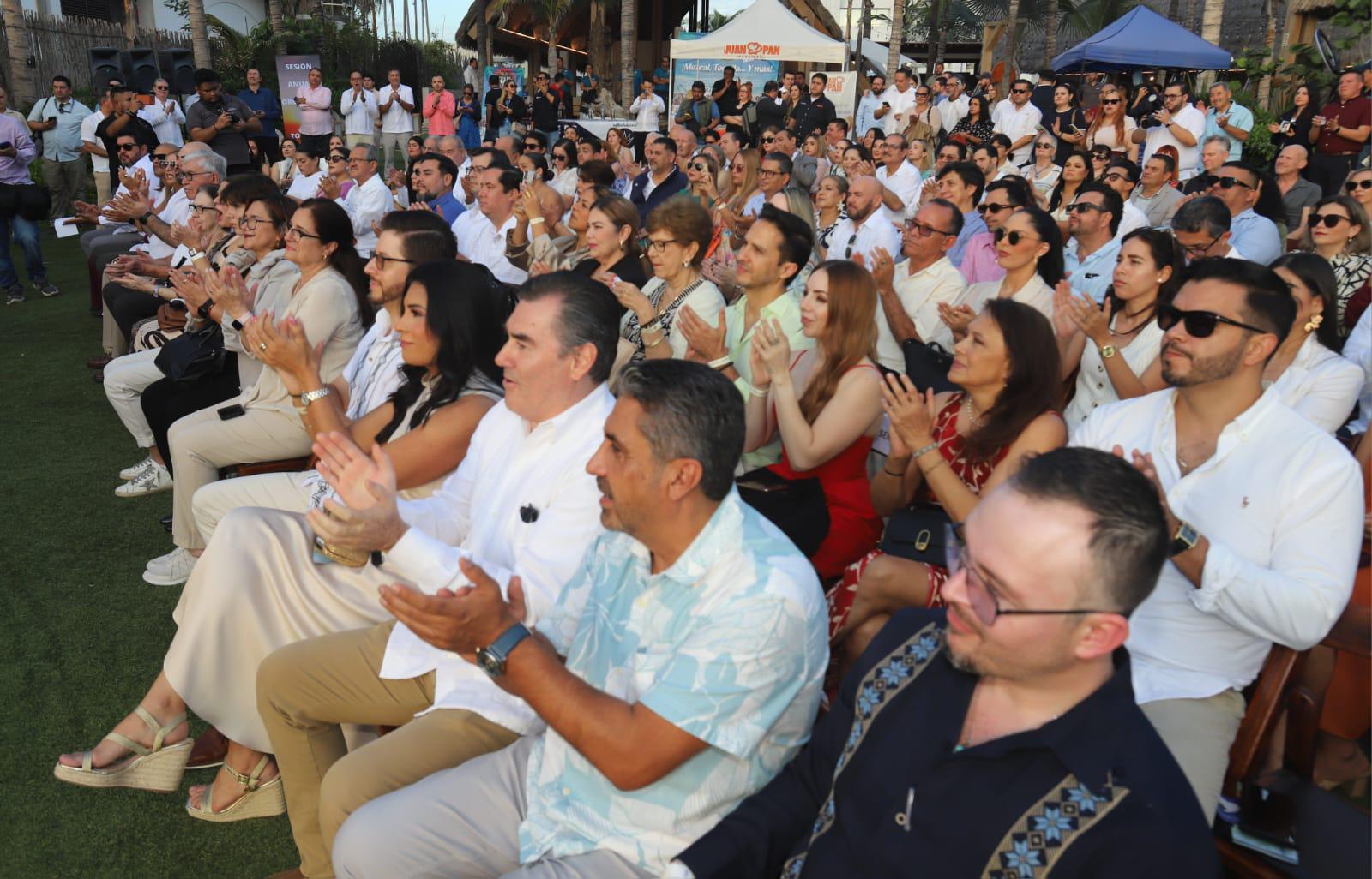 $!Mauricio Aguilar asume la presidencia de Canacintra Mazatlán para el periodo 2026-2027