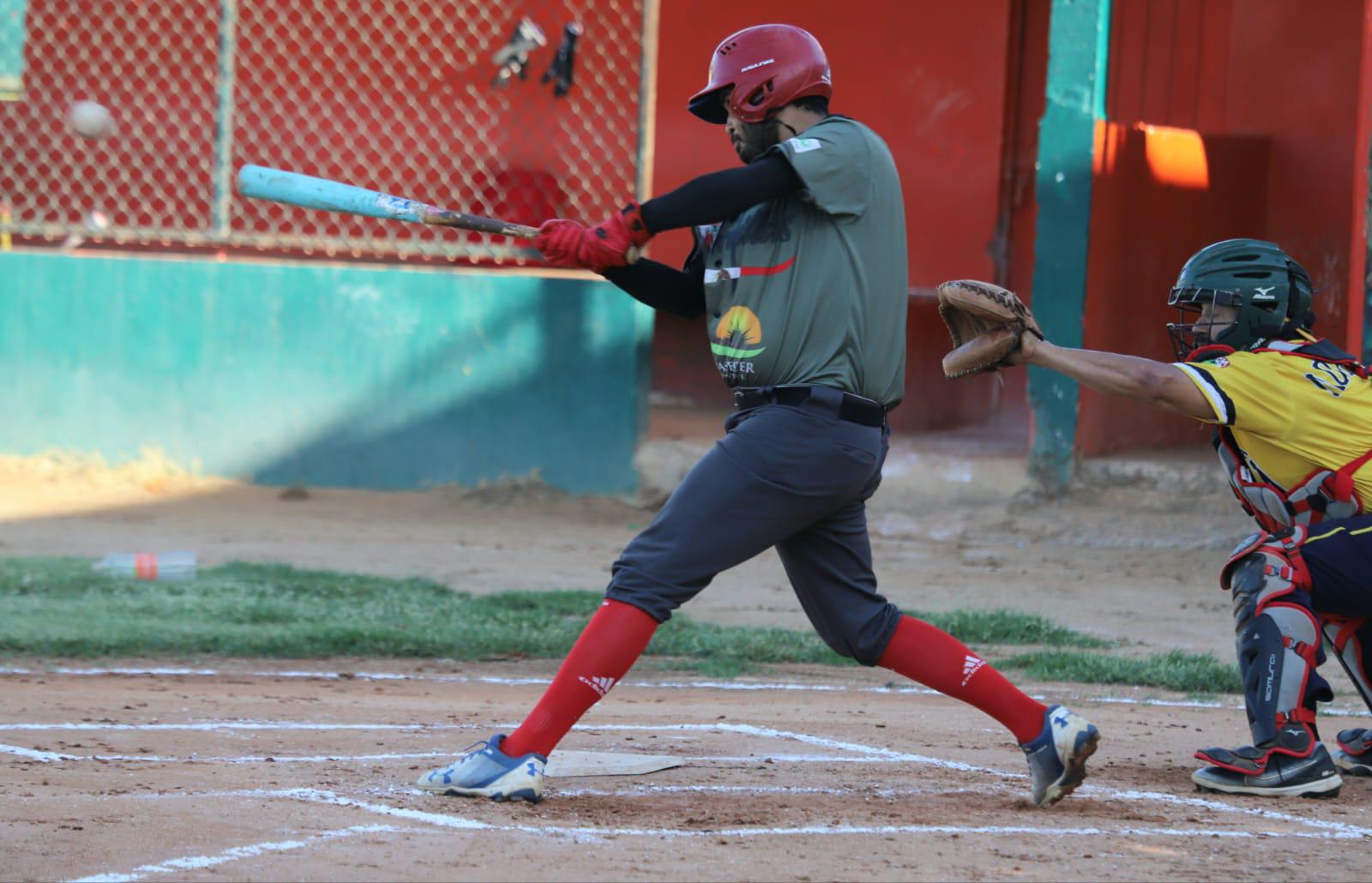 $!Músicos lidera Liga de Beisbol Meseros, en Club Sarabia