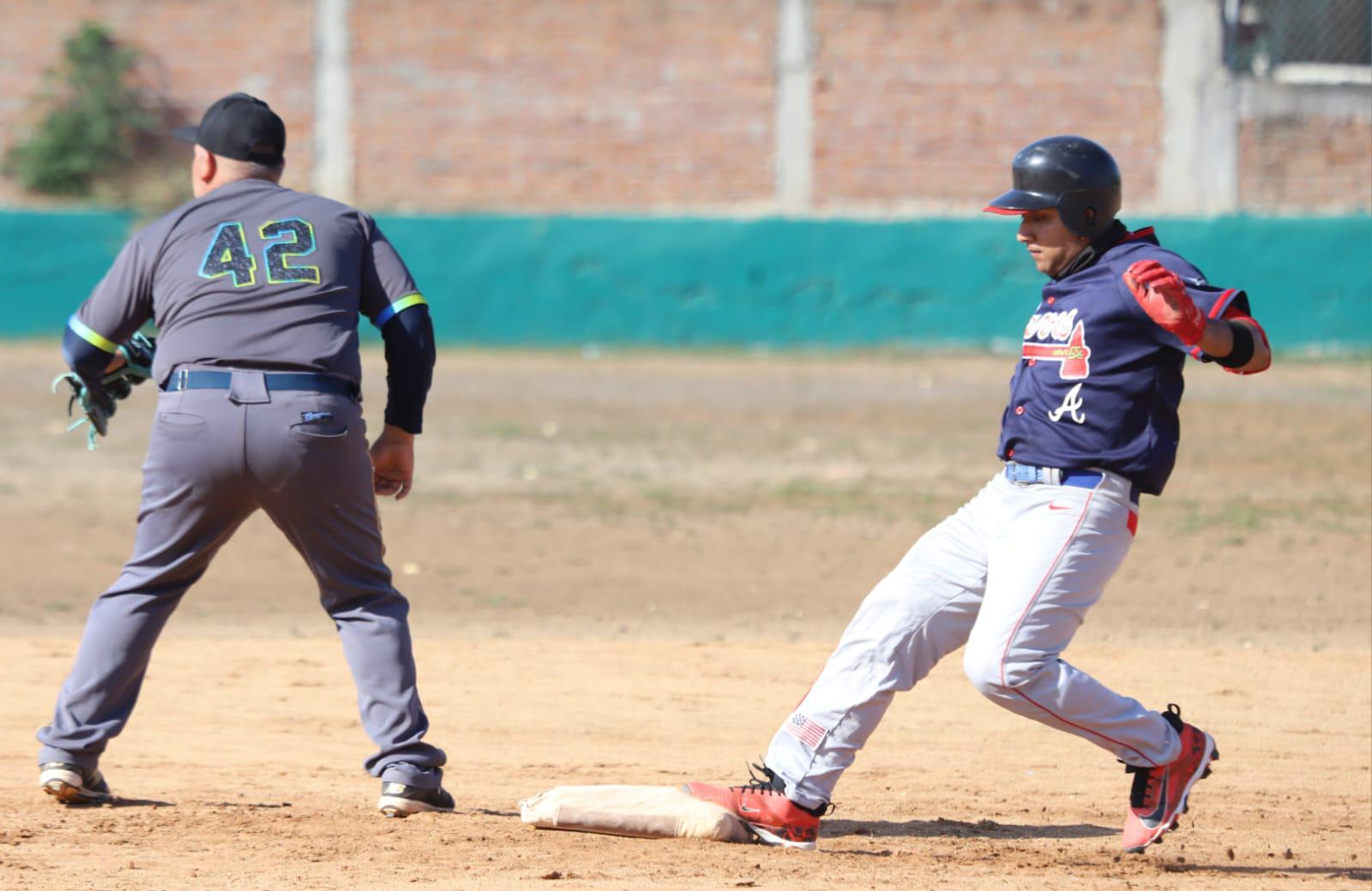 $!El Cid toma delantera en semifinal de Liga de Beisbol Meseros