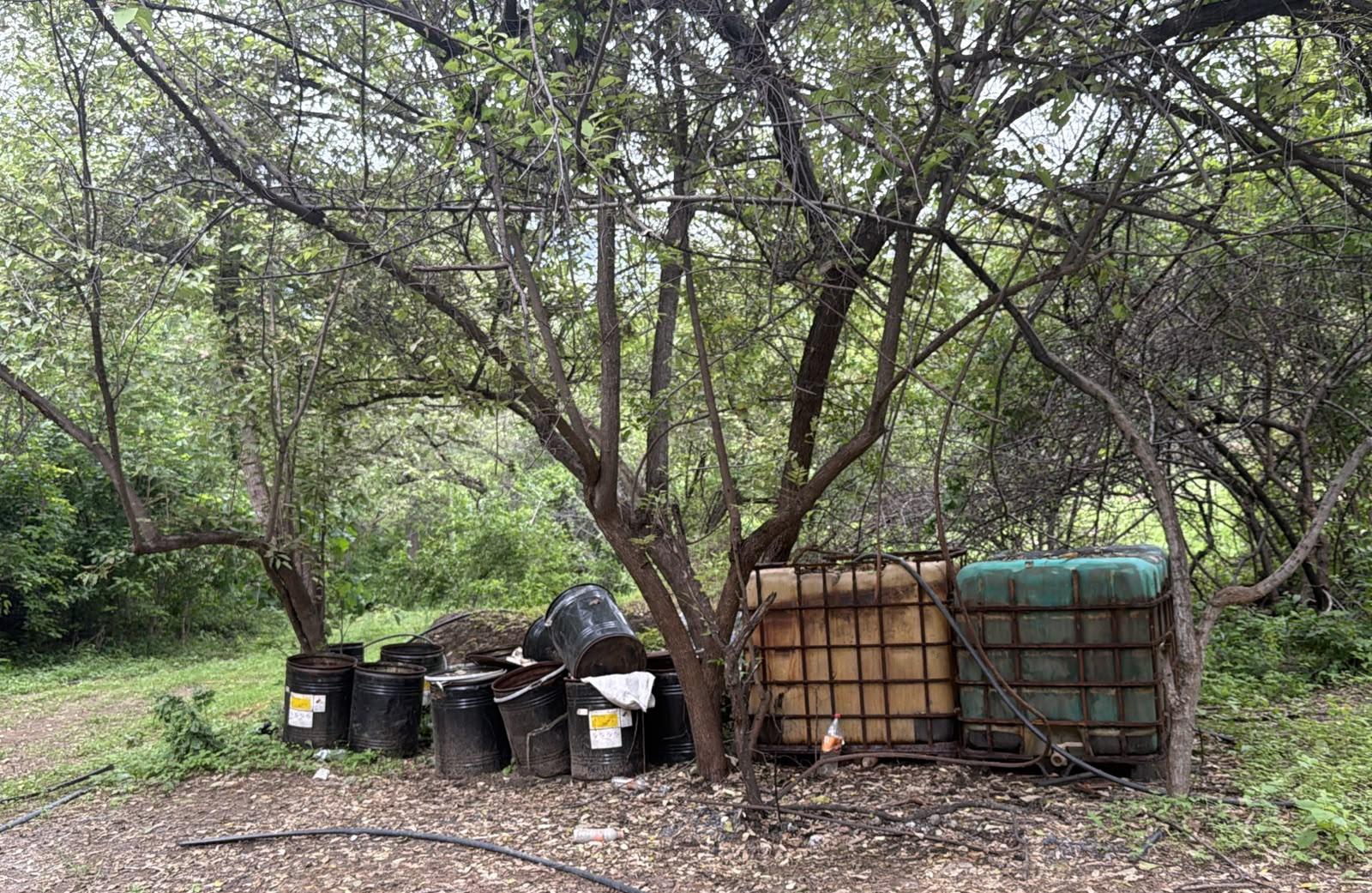 $!Marina localiza y destruye tres laboratorios clandestinos en Sinaloa