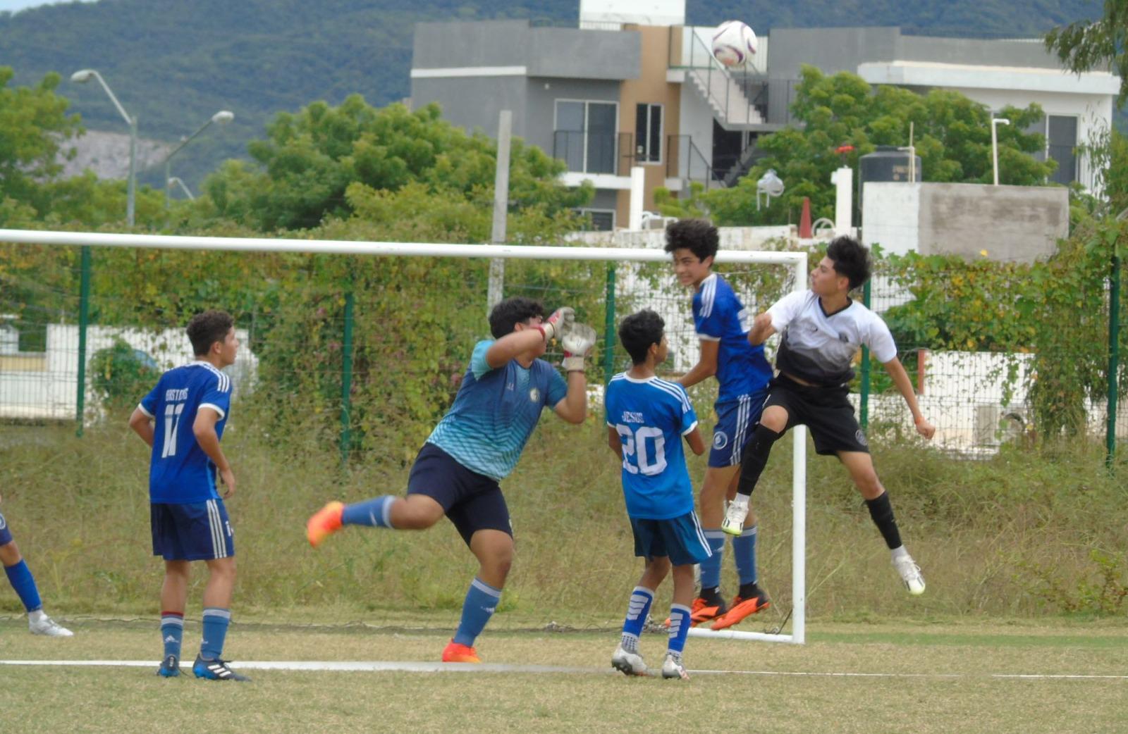 $!Espartanos logran doblete en la Copa Mazatlán de Futbol 7