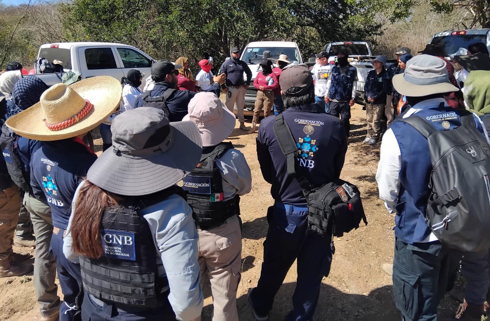 $!Colectivos y la Comisión Nacional de Búsqueda realizan jornada de prospección en El Verde, Concordia