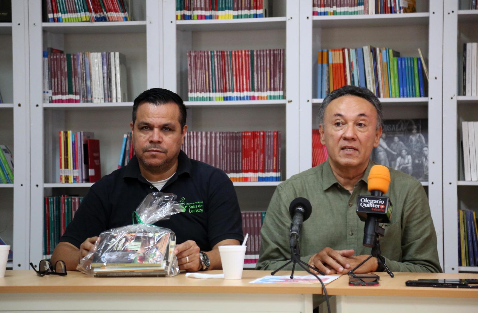 $!Raúl Quiroz, coordinador estatal de Salas de Lectura y Juan Salvador Avilés, director del Instituto Sinaloense de Cultura.