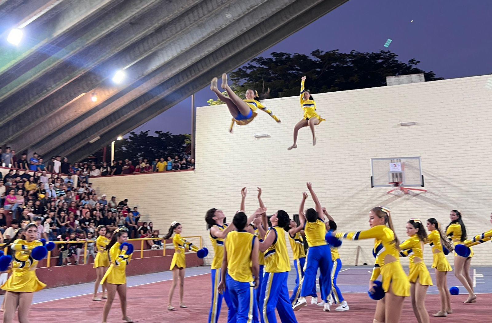 $!Prepa UAS y Secundaria Maestro Julio Hernández, ganadoras del concurso de porristas en Rosario